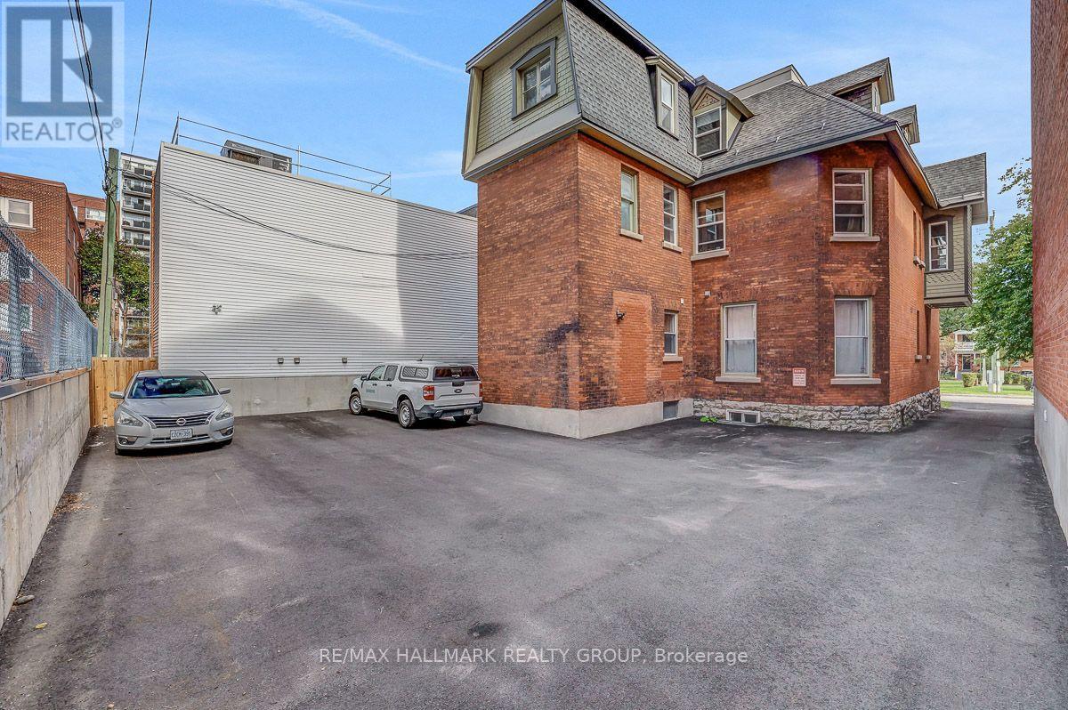 161-163 Gilmour Street Property Photo 49