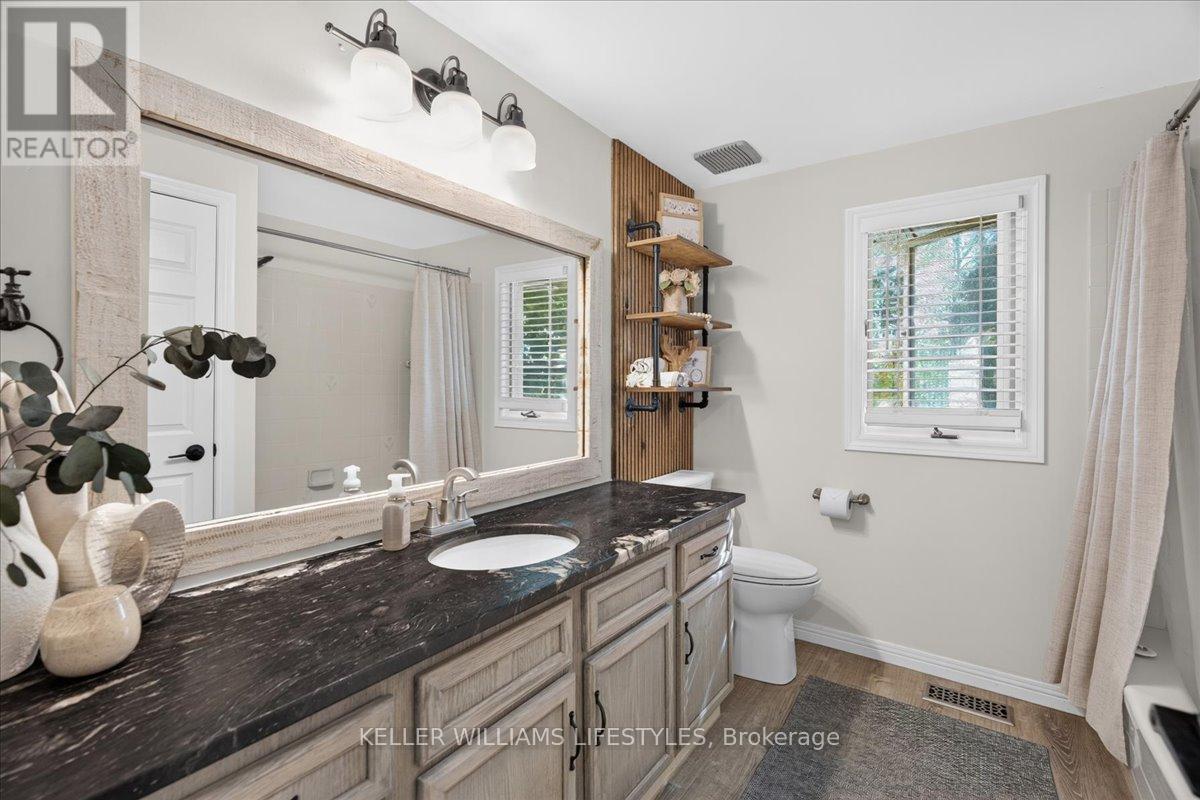 167 Moore Line Property Photo 23