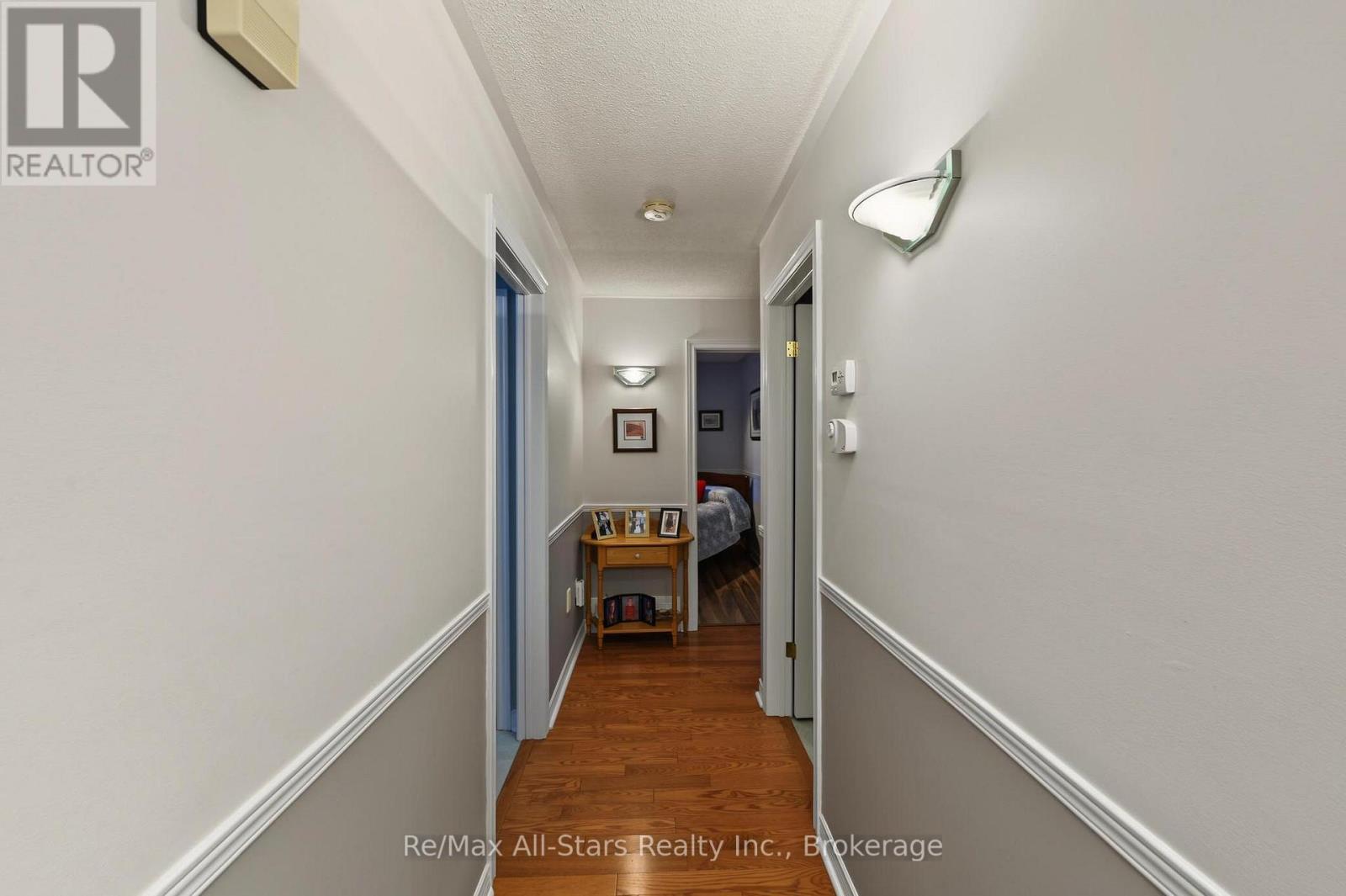 9 Hillview Drive Property Photo 12