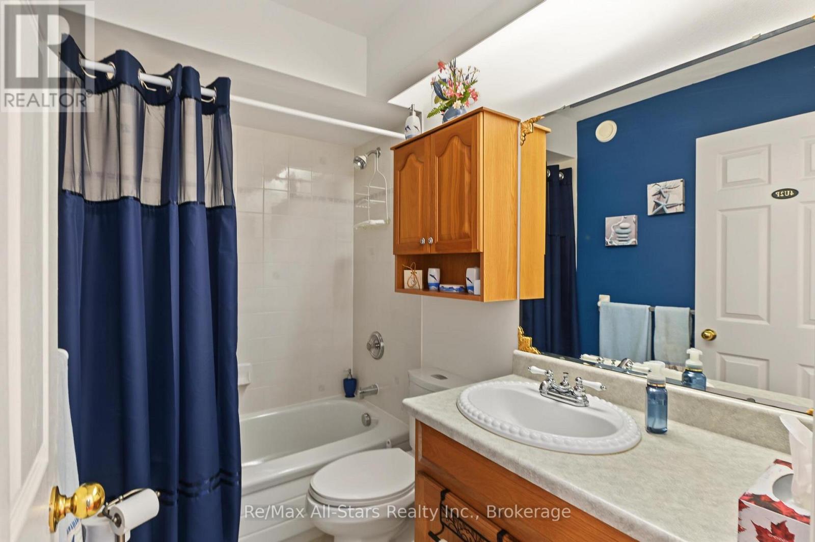 9 Hillview Drive Property Photo 21
