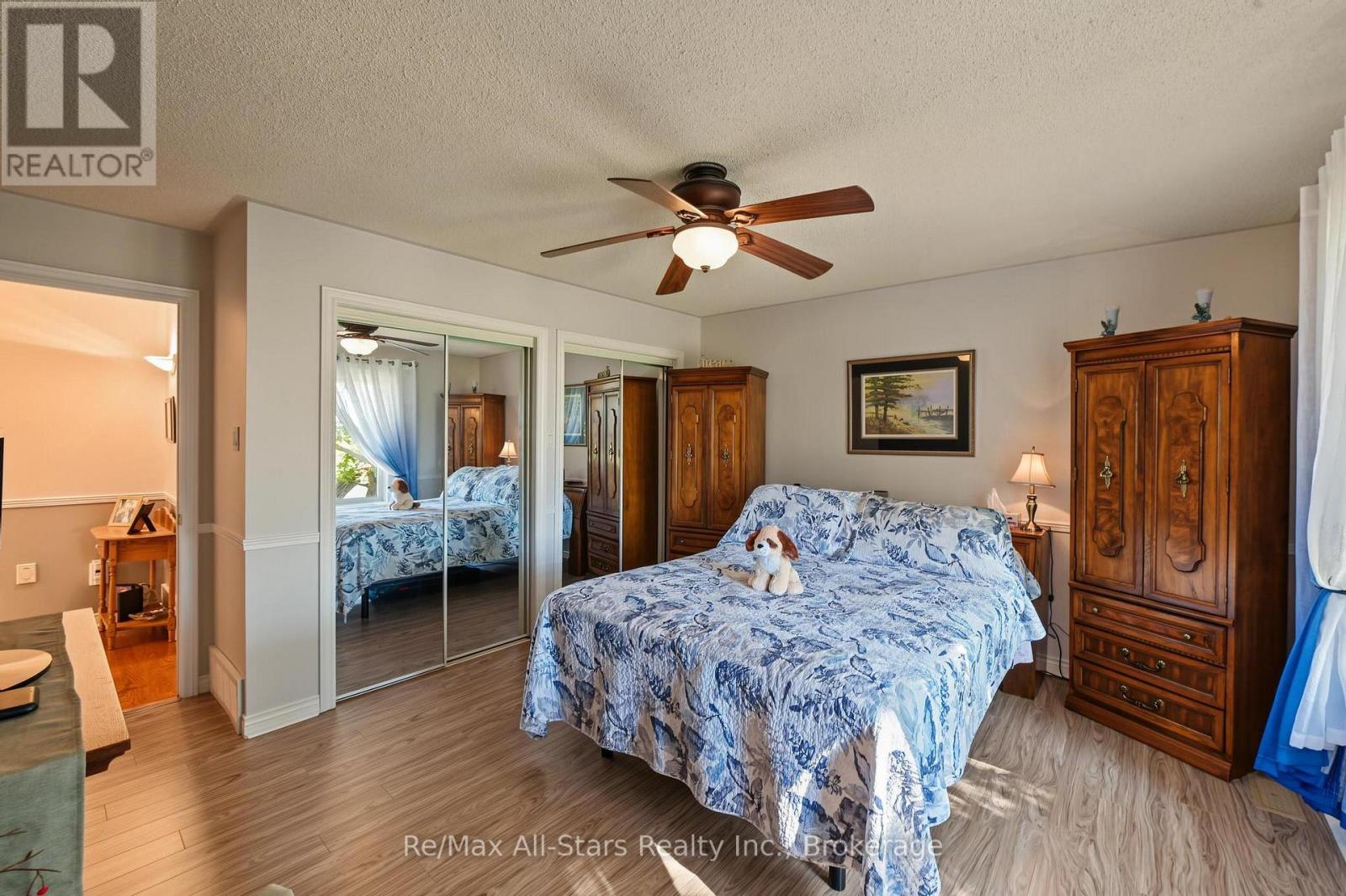 9 Hillview Drive Property Photo 25