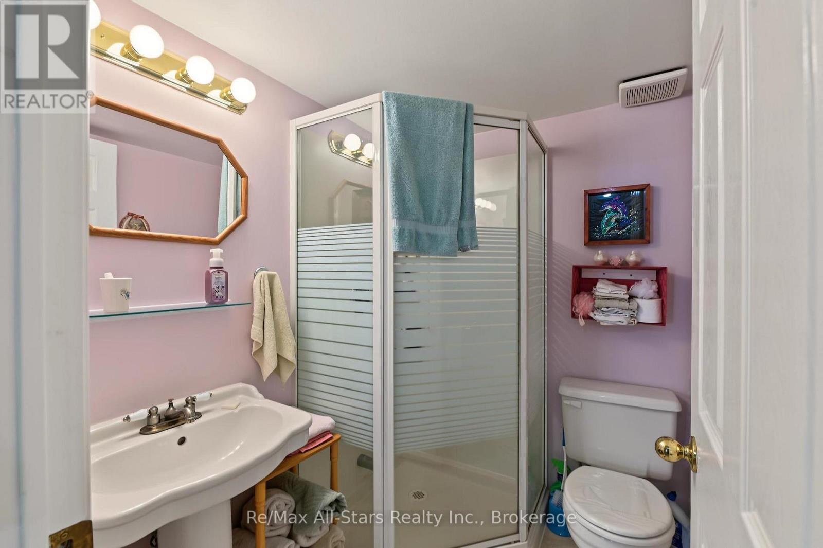 9 Hillview Drive Property Photo 31