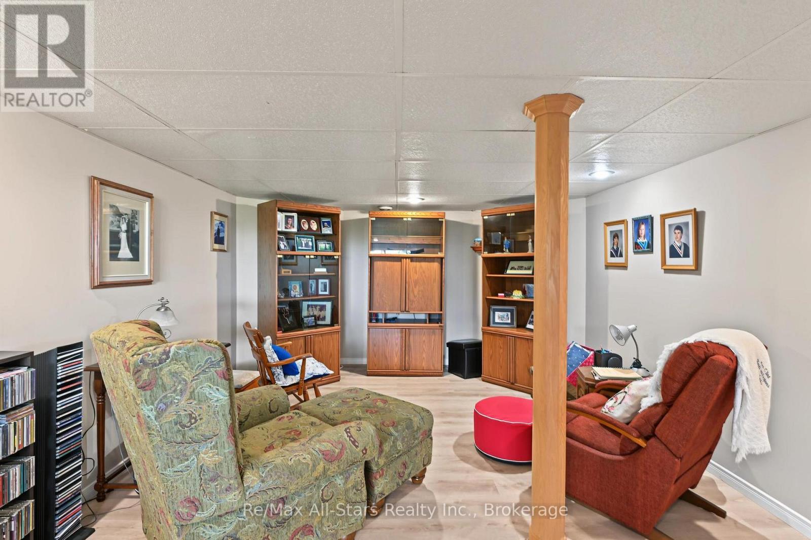 9 Hillview Drive Property Photo 34