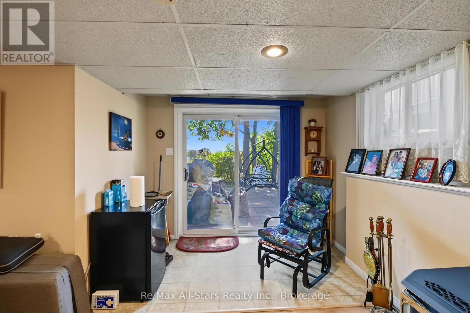 9 Hillview Drive Property Photo 35