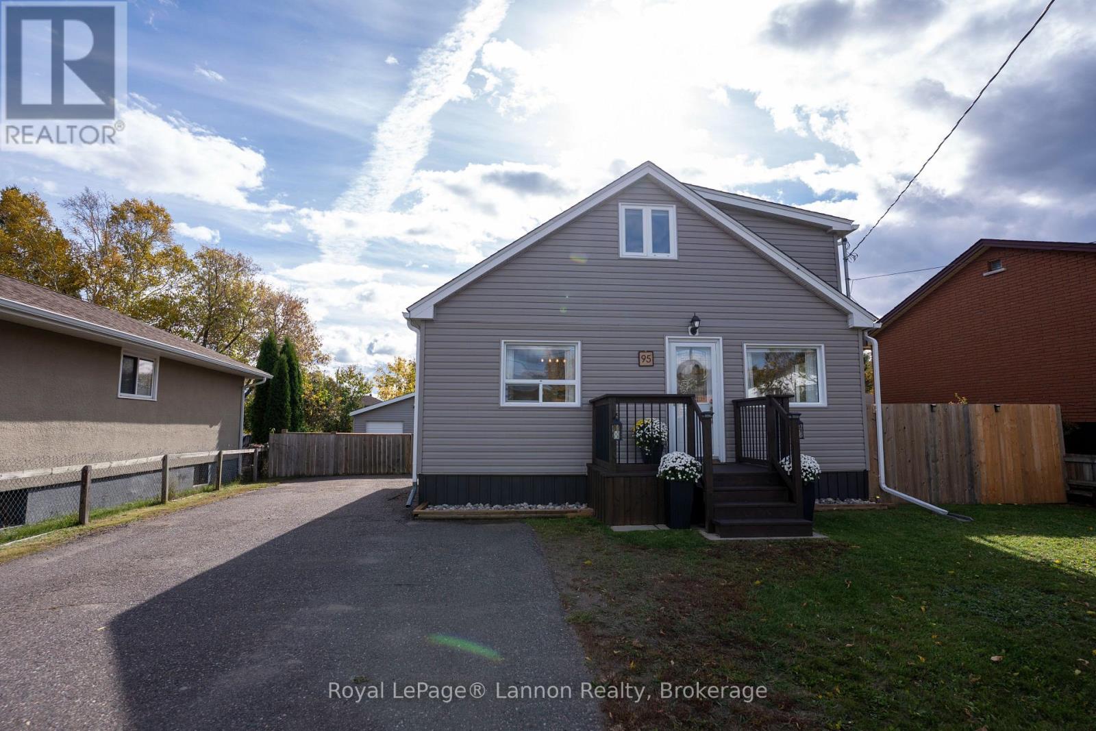95 Oswald Street Property Photo 1