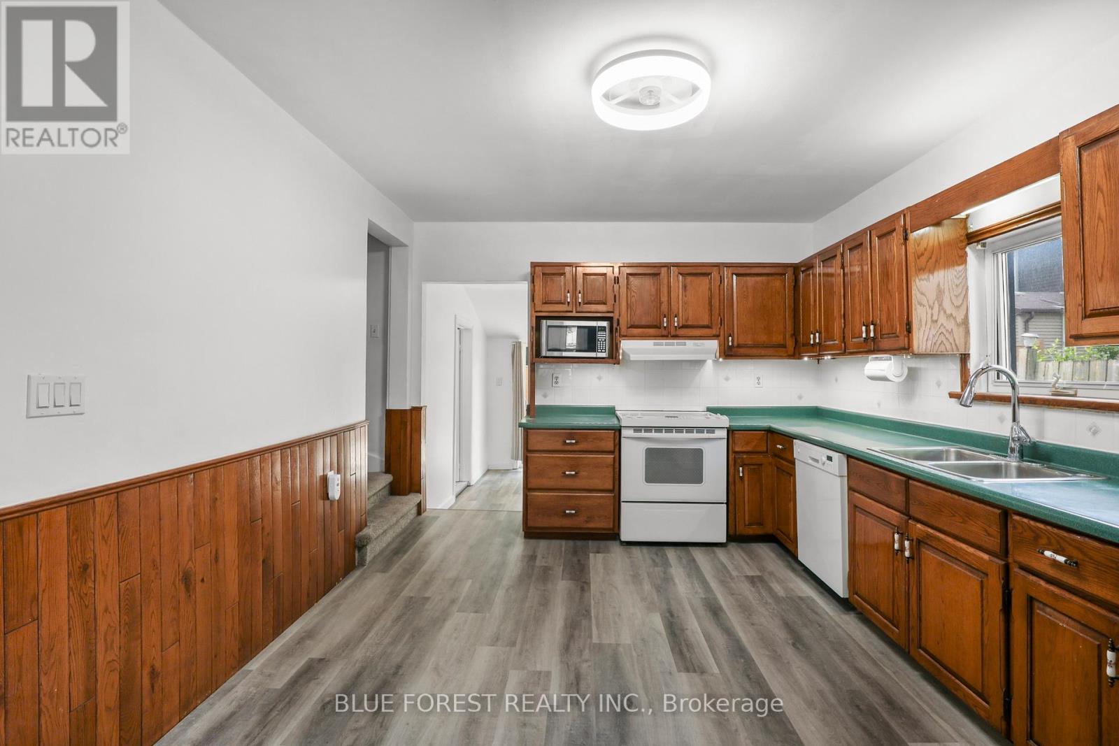 508 Hatch Street Property Photo 7