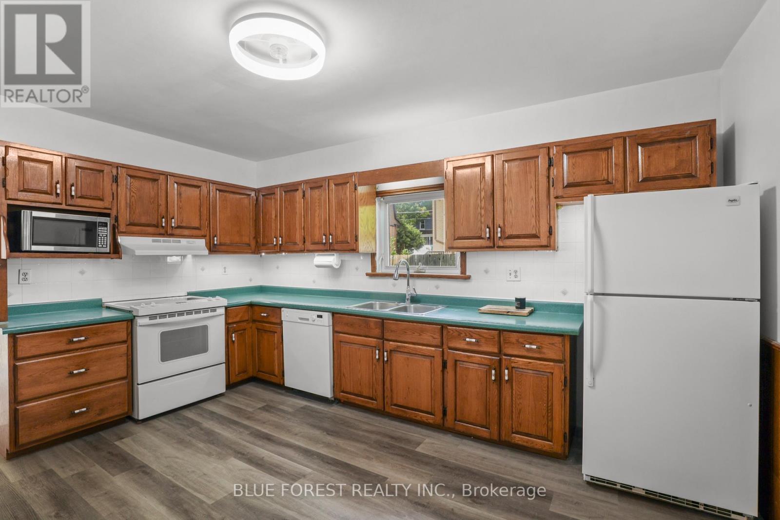 508 Hatch Street Property Photo 8