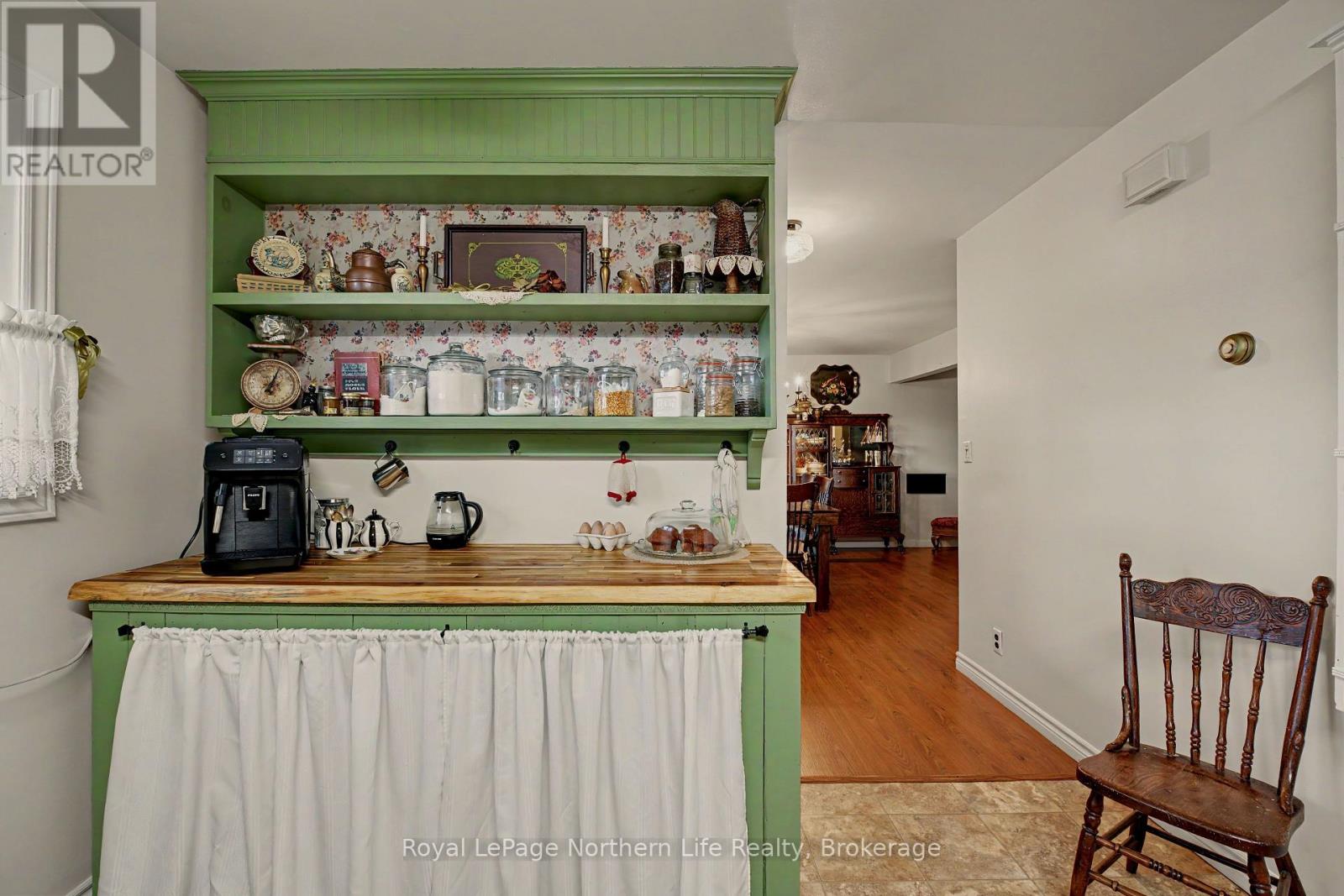 57 Homestead Road Property Photo 6