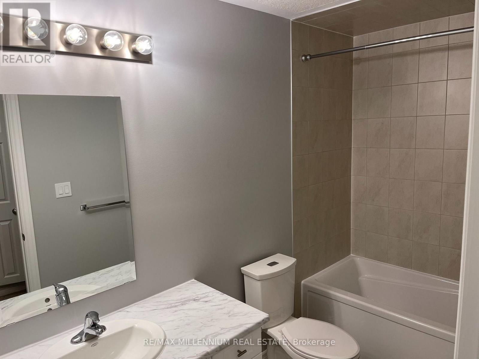 53 - 116 Wheat Lane N Property Photo 6