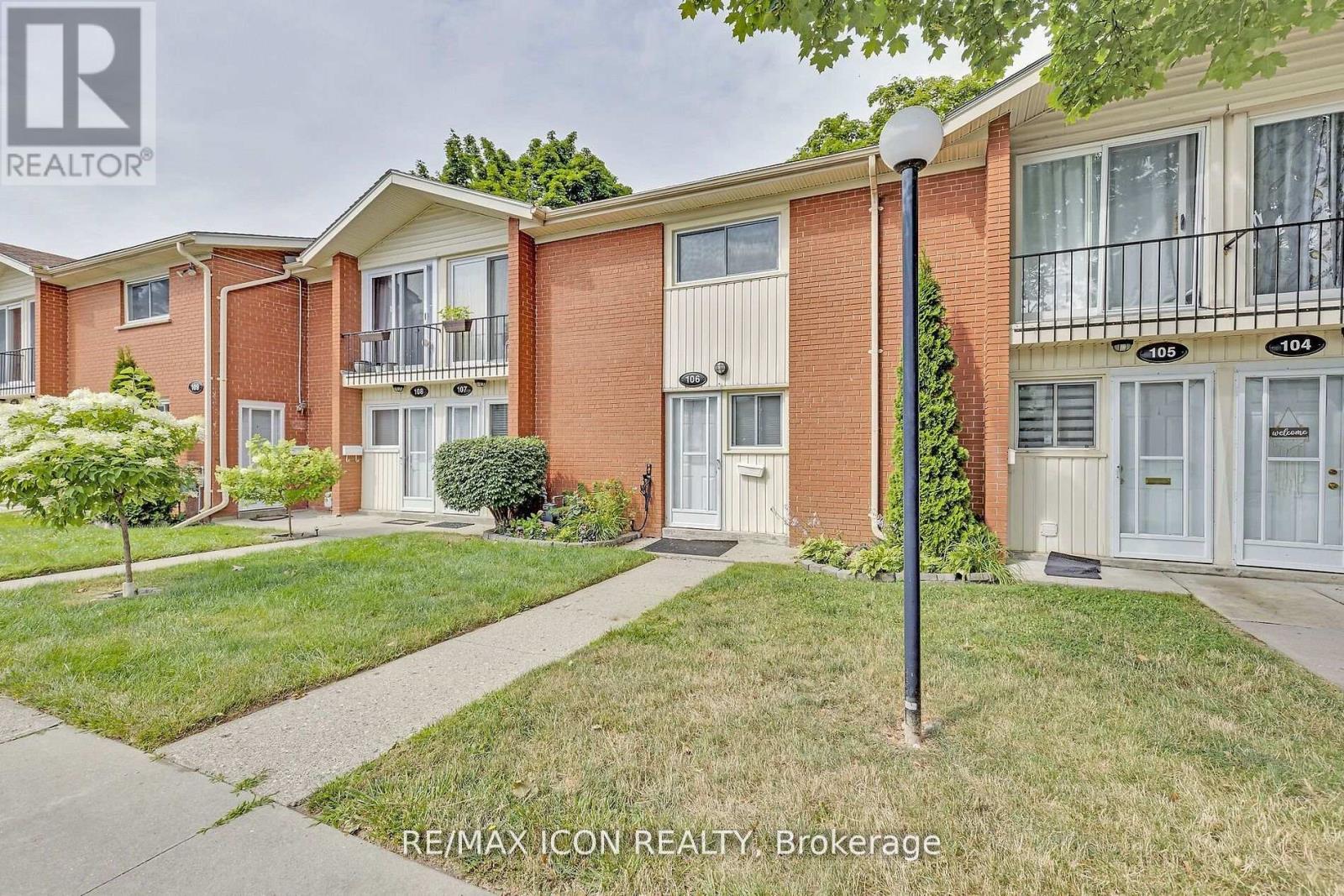 106 - 1090 Kipps Lane Property Photo 3