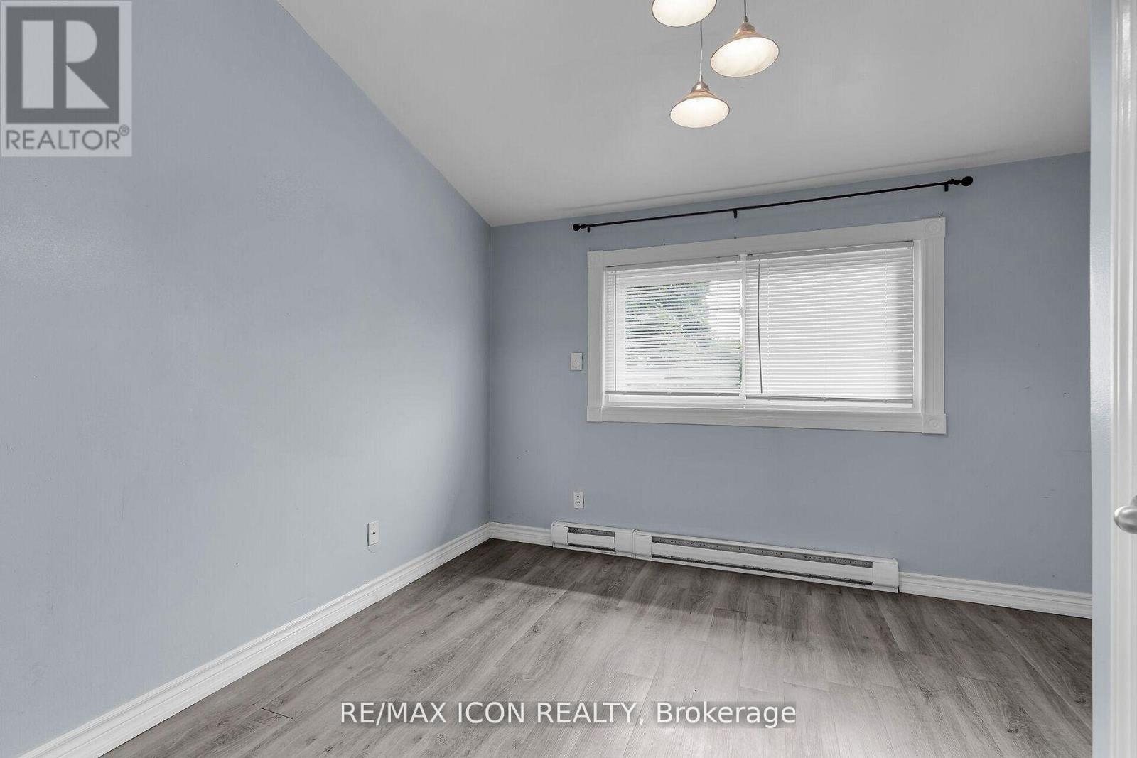 106 - 1090 Kipps Lane Property Photo 15