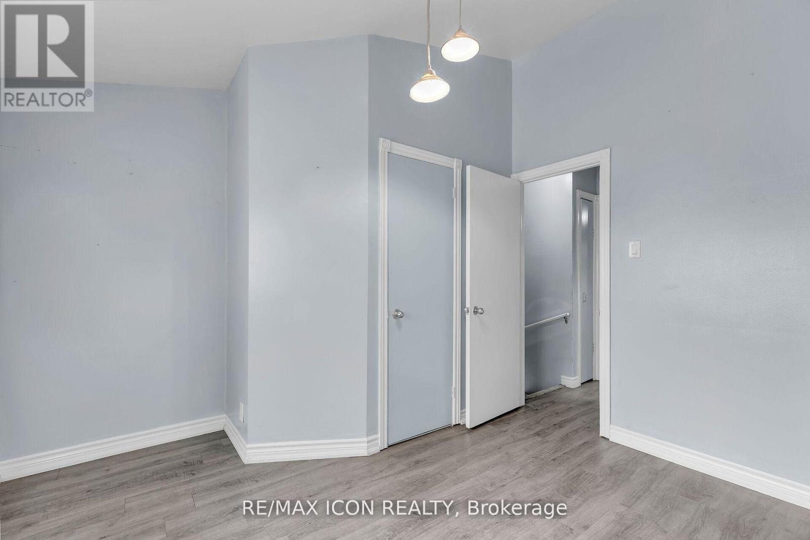 106 - 1090 Kipps Lane Property Photo 16