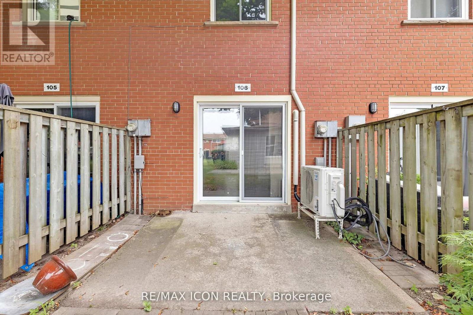 106 - 1090 Kipps Lane Property Photo 22