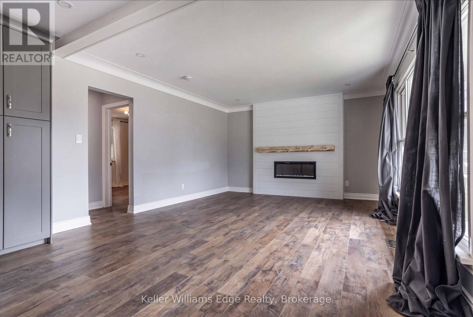 Upper - 17 West 21st Street Property Photo 5