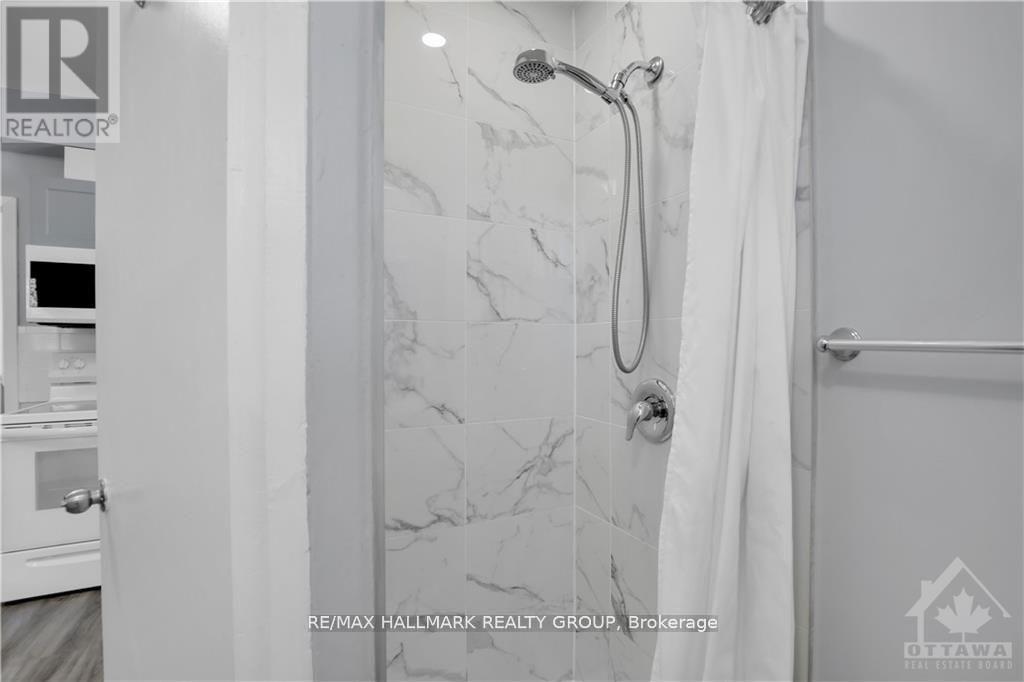 1 - 13 Marier Avenue Property Photo 11