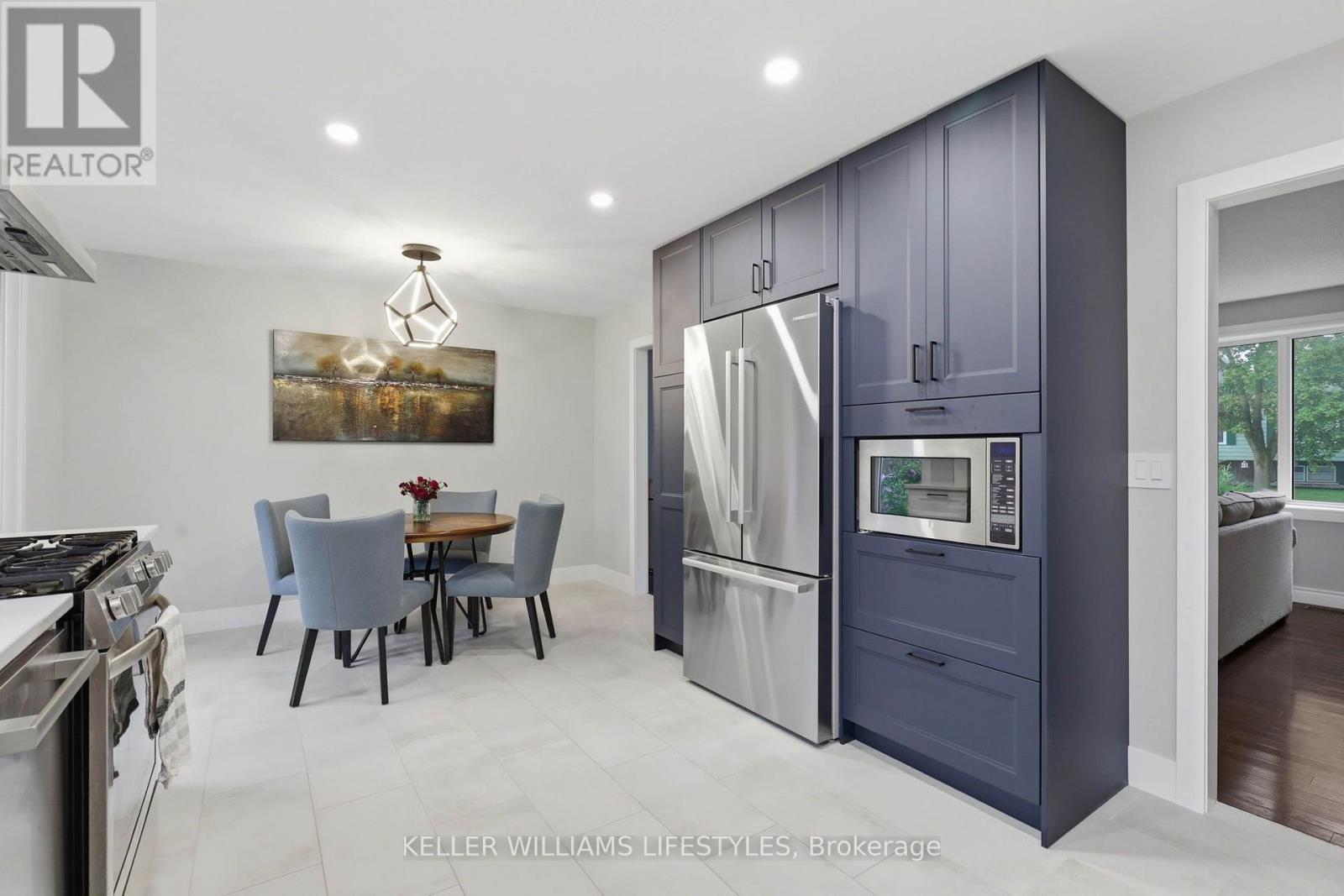 344 Robert Street Property Photo 13