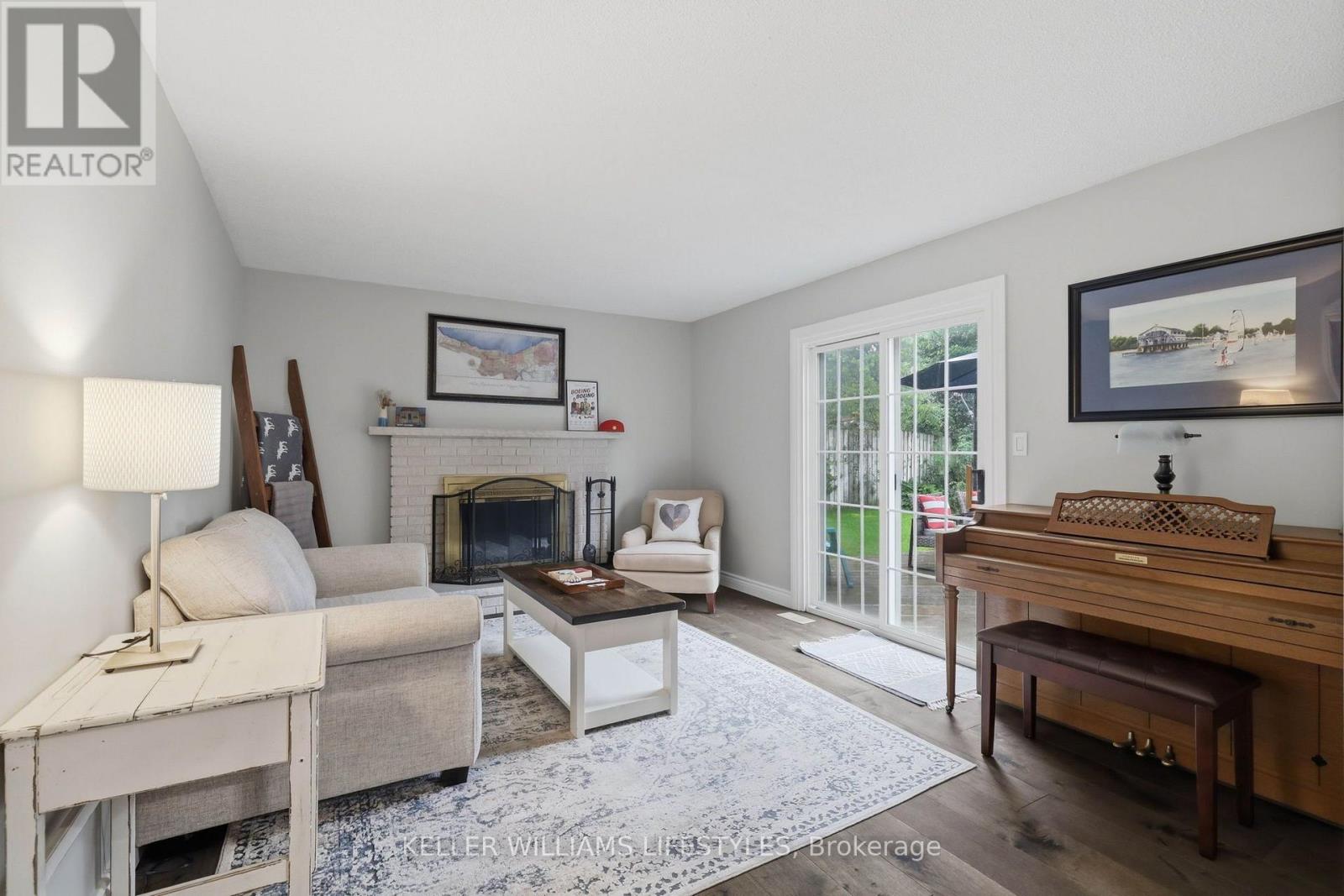 344 Robert Street Property Photo 15