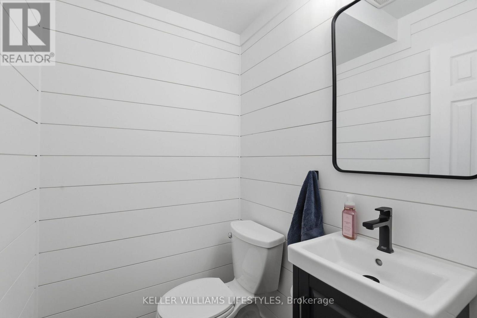 344 Robert Street Property Photo 18