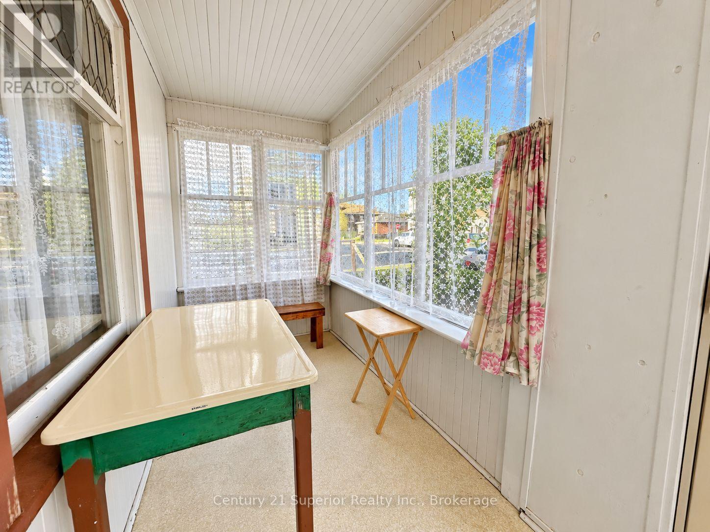 531 Mctavish Street Property Photo 5