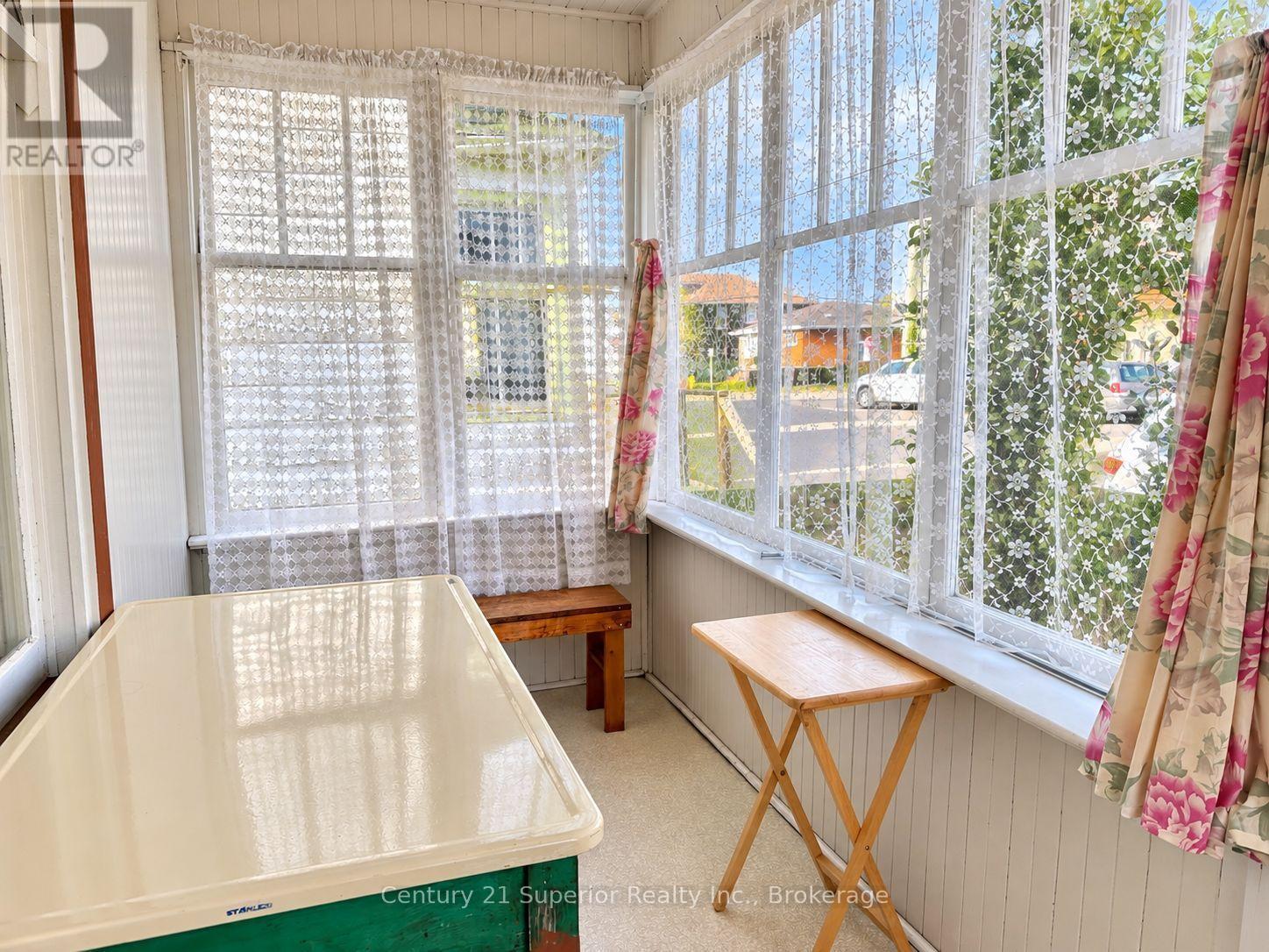 531 Mctavish Street Property Photo 7