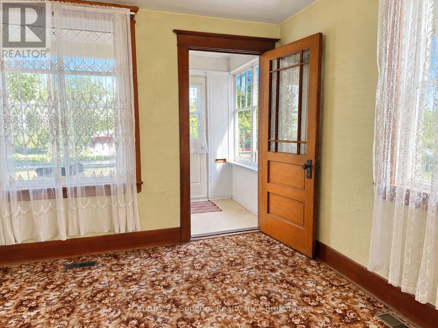 531 Mctavish Street Property Photo 8