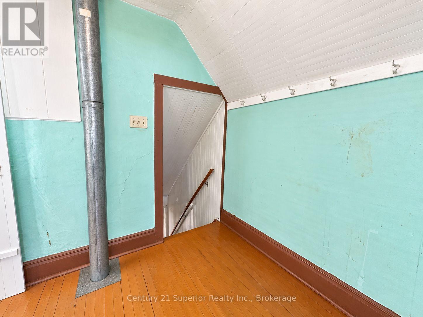 531 Mctavish Street Property Photo 22