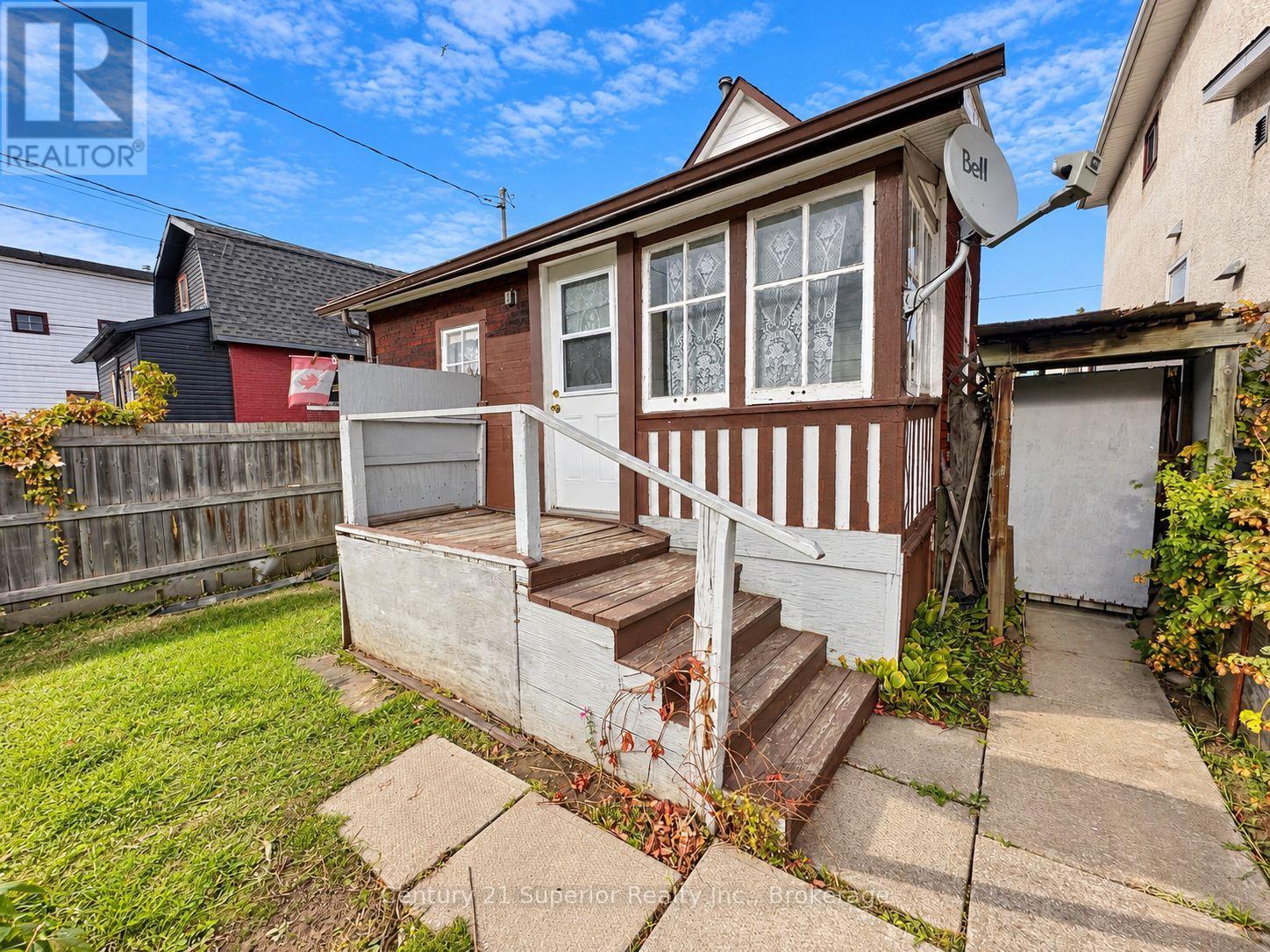 531 Mctavish Street Property Photo 35