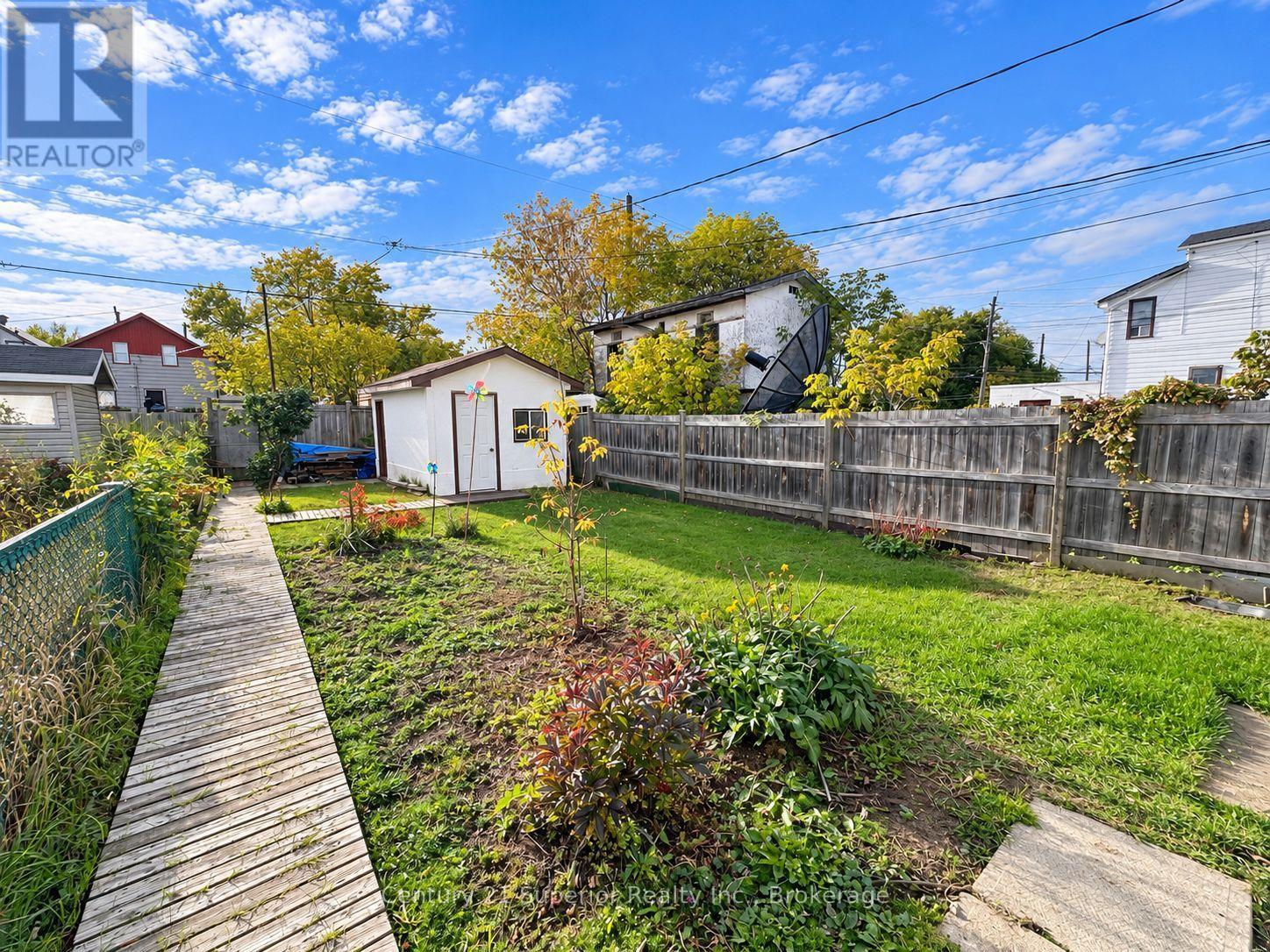 531 Mctavish Street Property Photo 39