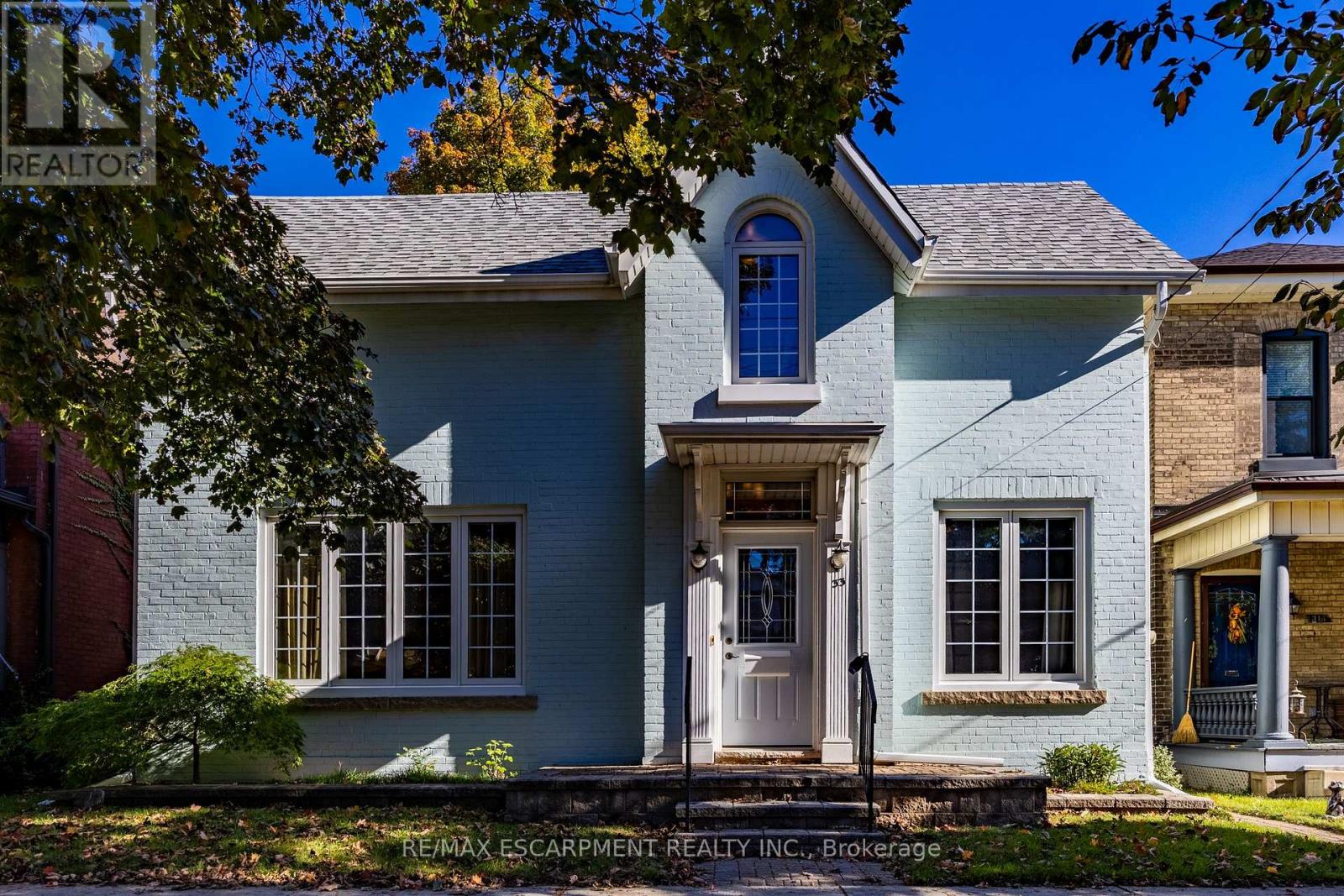 33 PALMERSTON AVENUE Property Photo 1