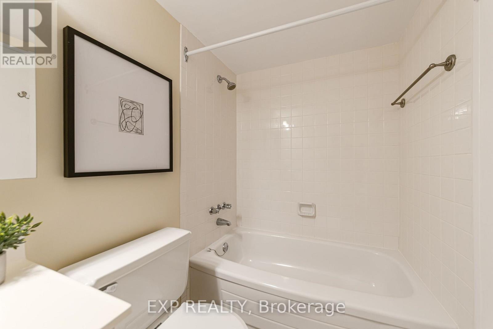 505 - 555 Brittany Drive Property Photo 17