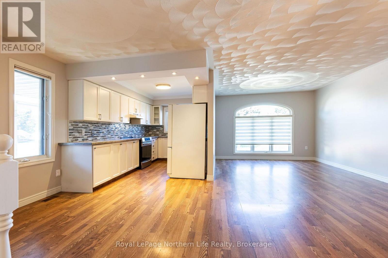 511 Bromley Avenue Property Photo 14