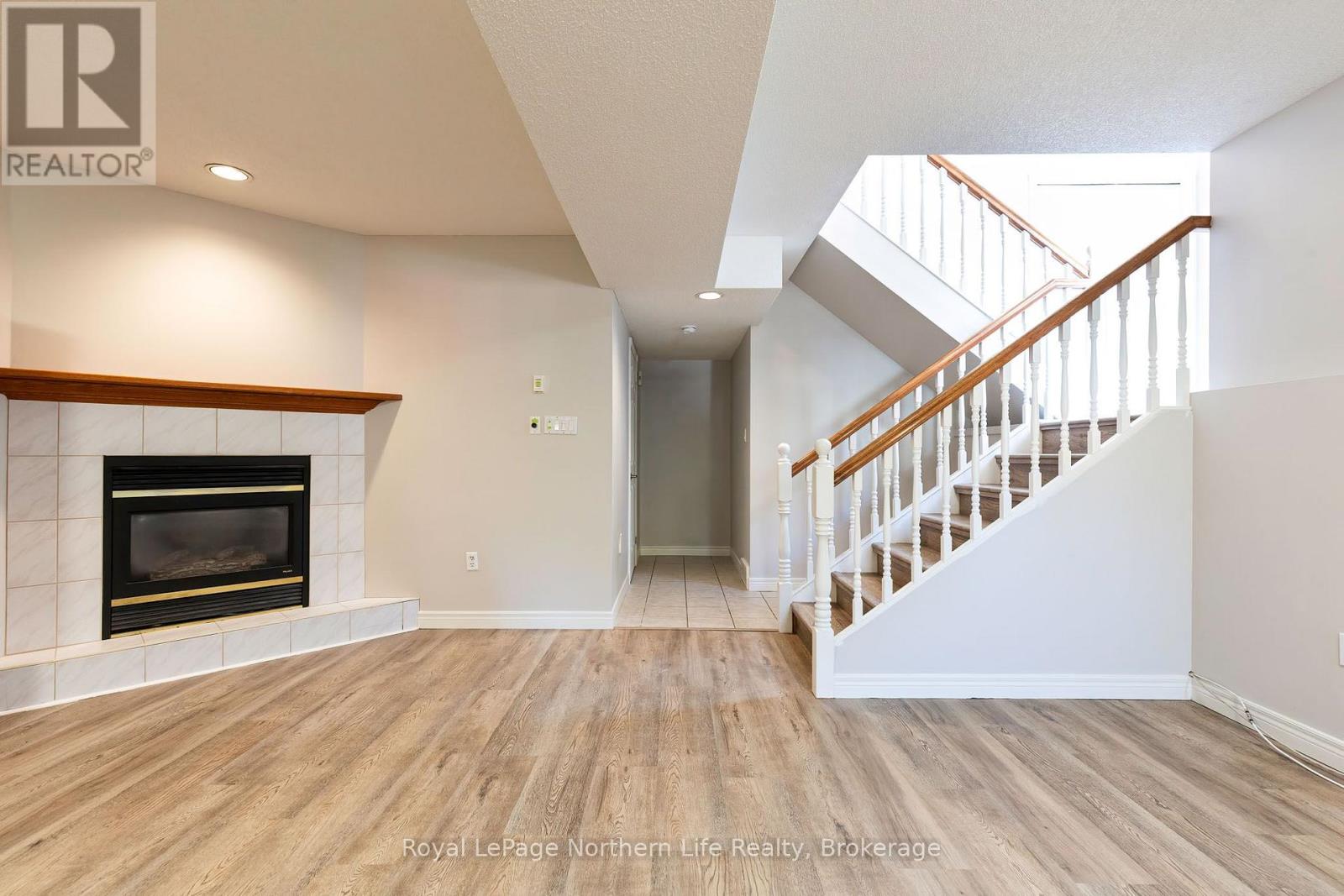 511 Bromley Avenue Property Photo 28