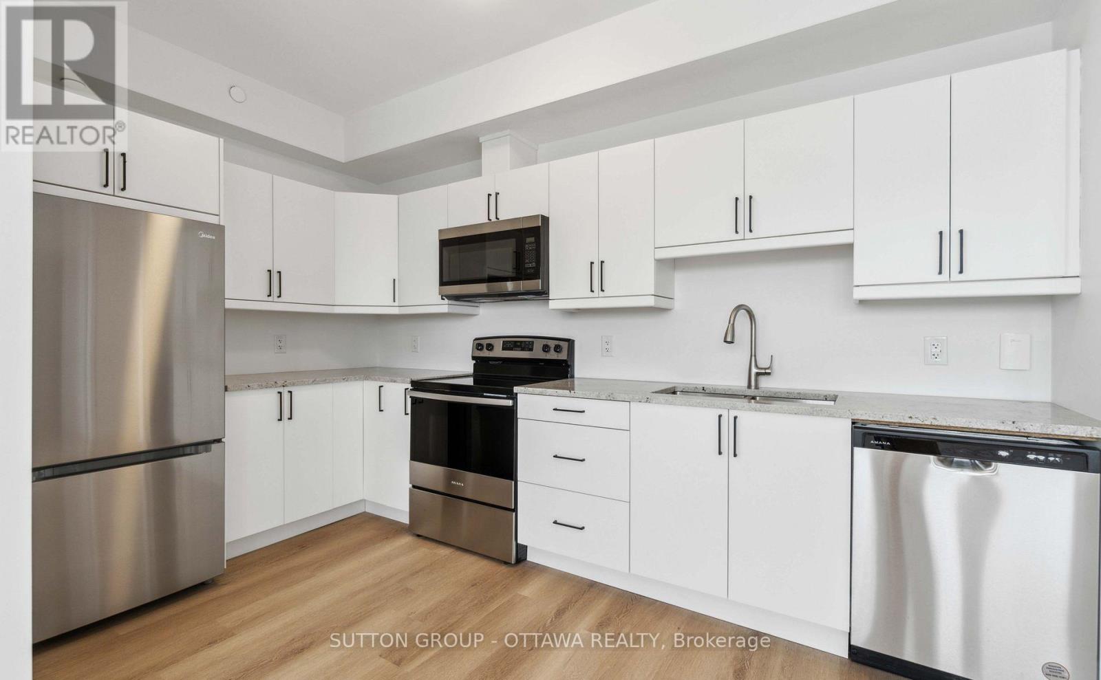 7 Maple Avenue Property Photo 3