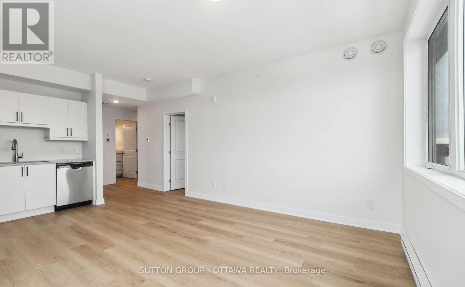 7 Maple Avenue Property Photo 6