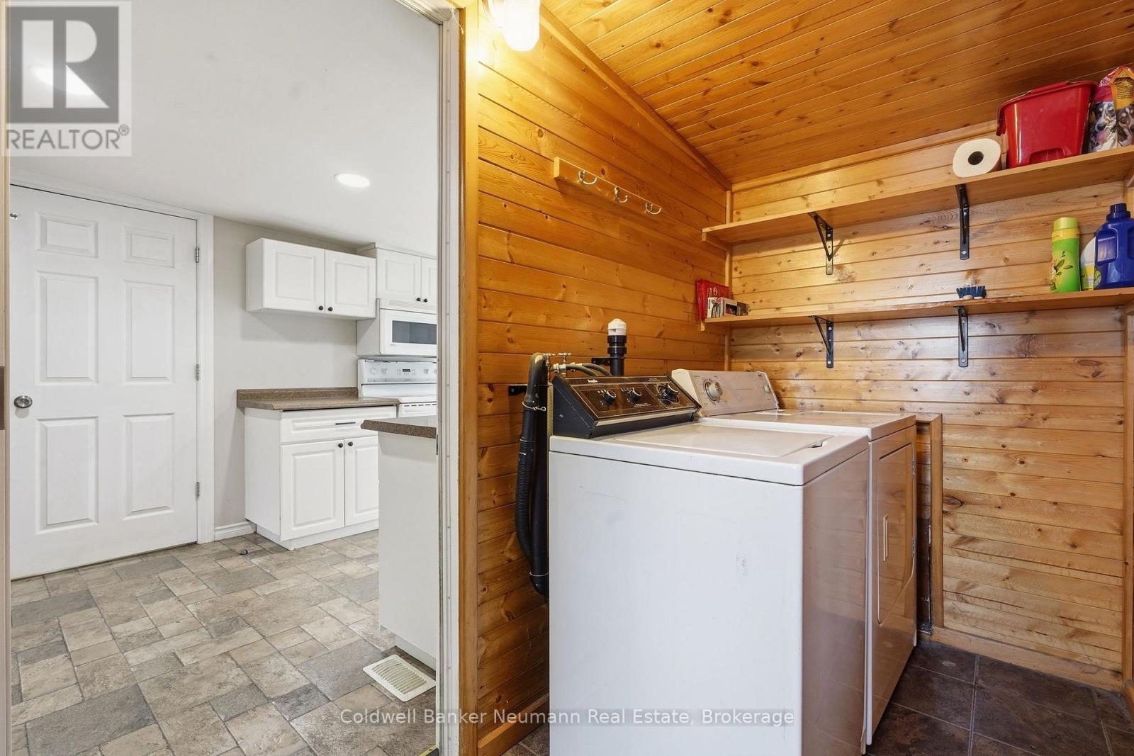 442 Burdick Place Property Photo 8