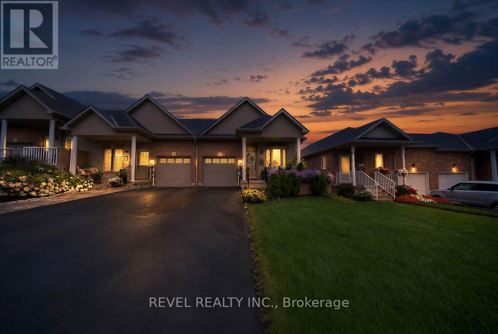 15 Millcroft Drive Property Photo 2