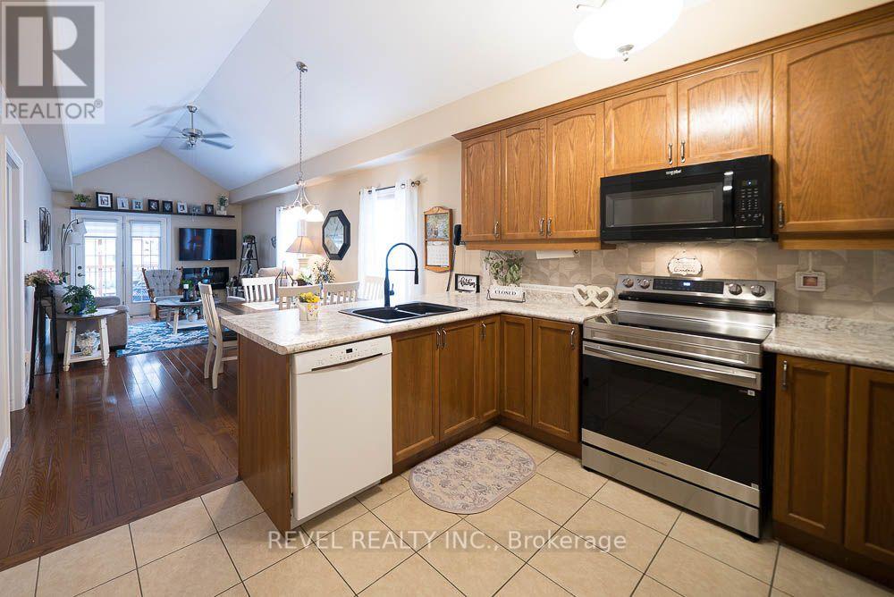 15 Millcroft Drive Property Photo 12