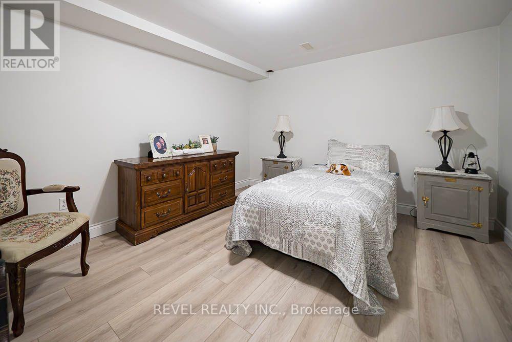15 Millcroft Drive Property Photo 21
