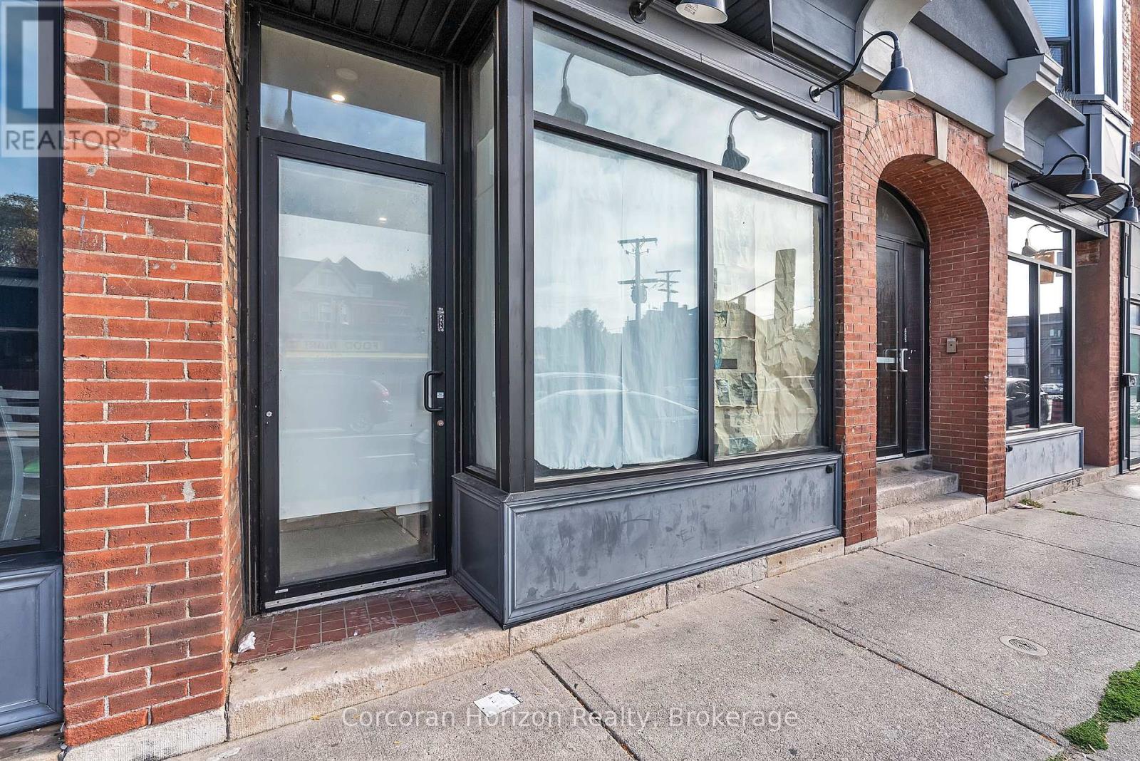 475 King Street E Property Photo 2
