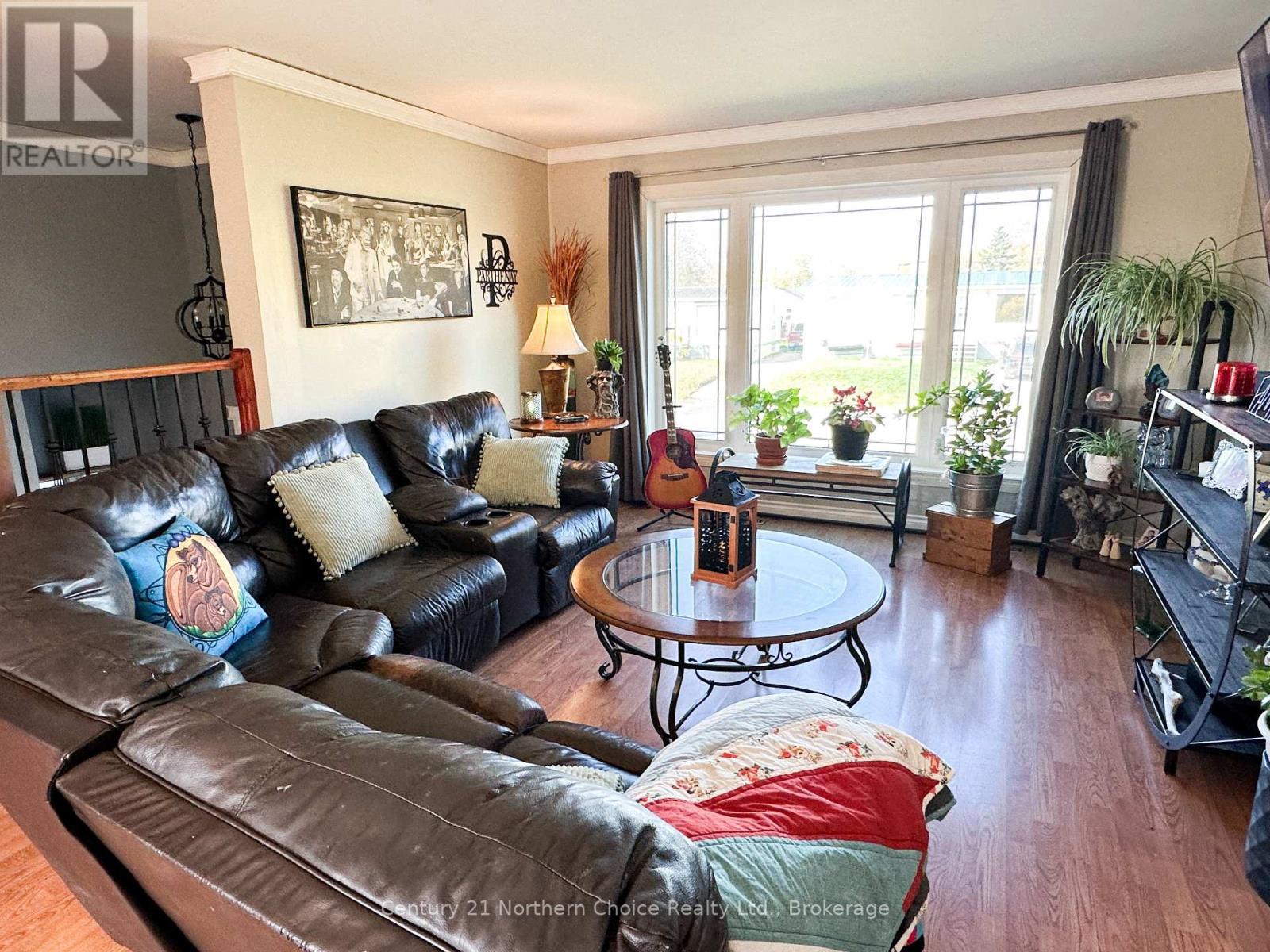 100 Detta Road Property Photo 3