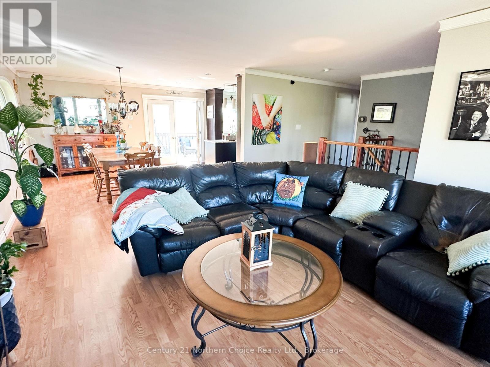 100 Detta Road Property Photo 4