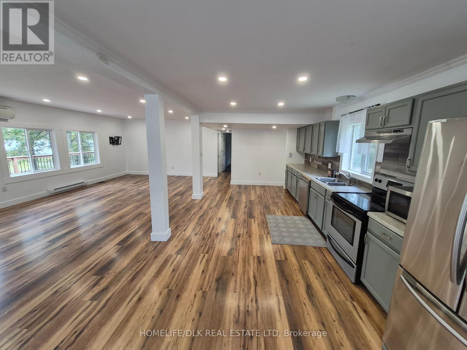 225 Johnson Bay Lane Property Photo 7