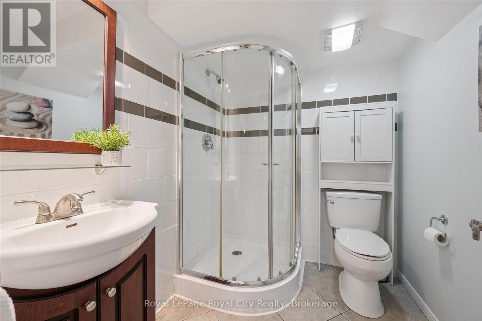 27 Oakridge Crescent Property Photo 39