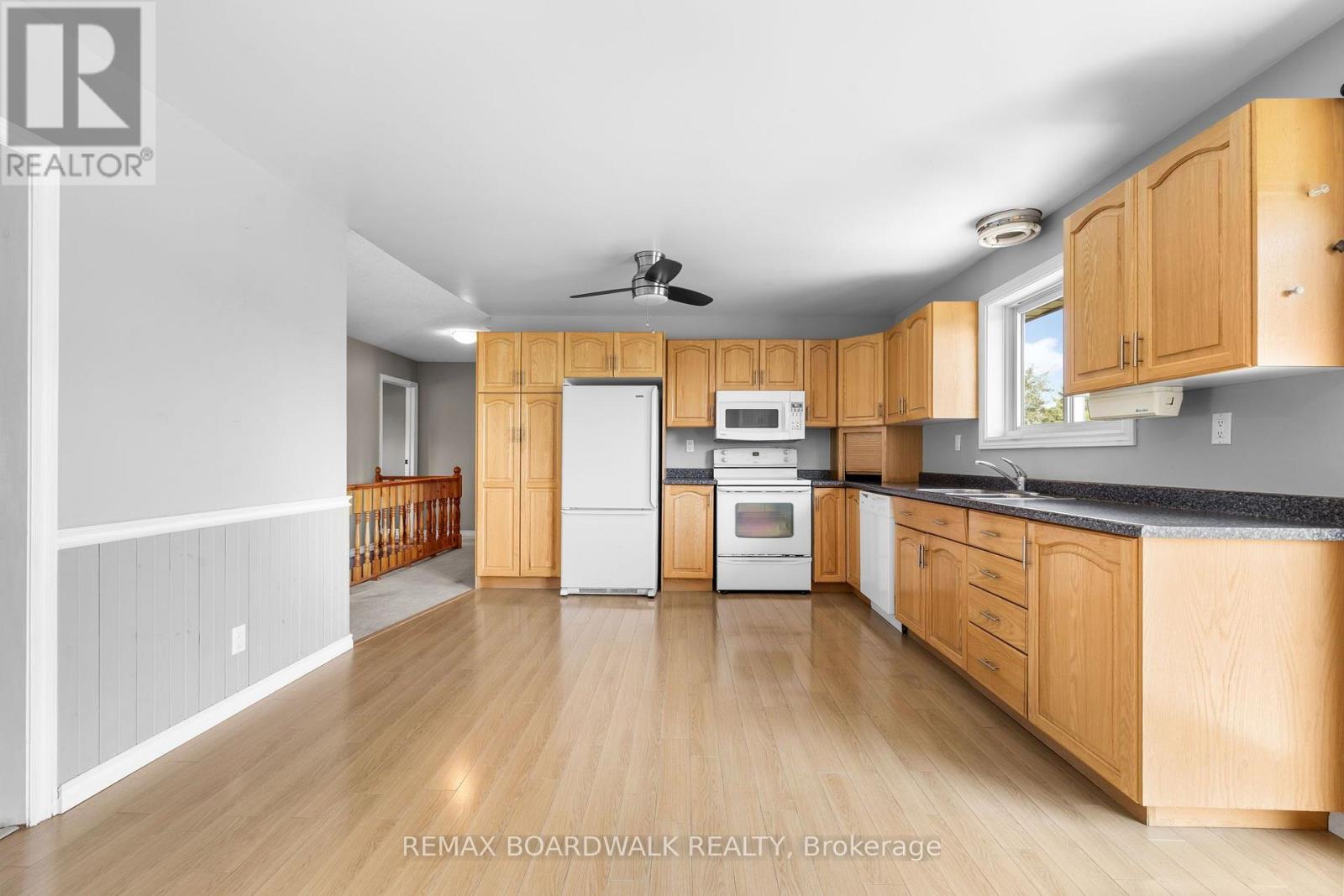 189 Arnold Drive Property Photo 8