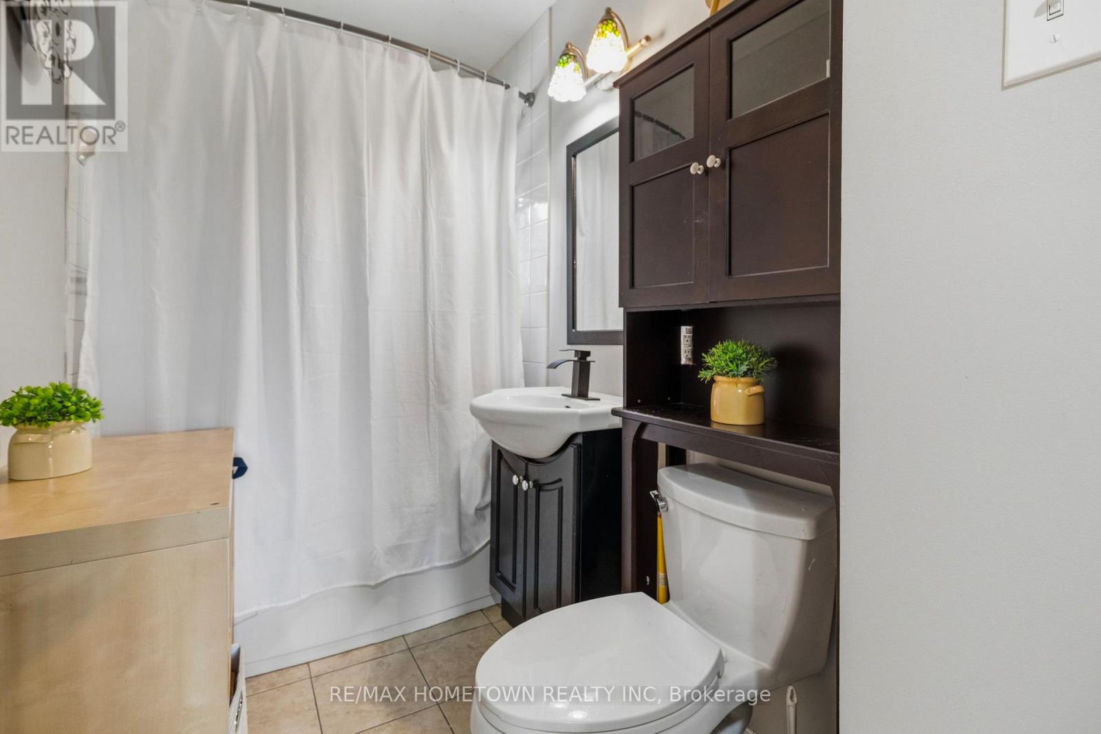 3505 Charleville Road Property Photo 16