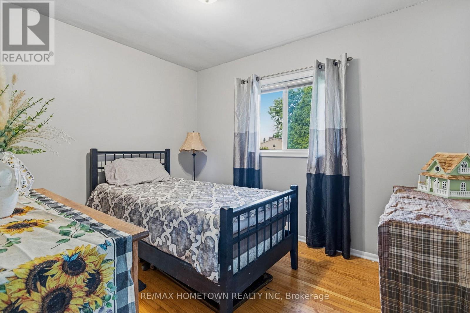 3505 Charleville Road Property Photo 17
