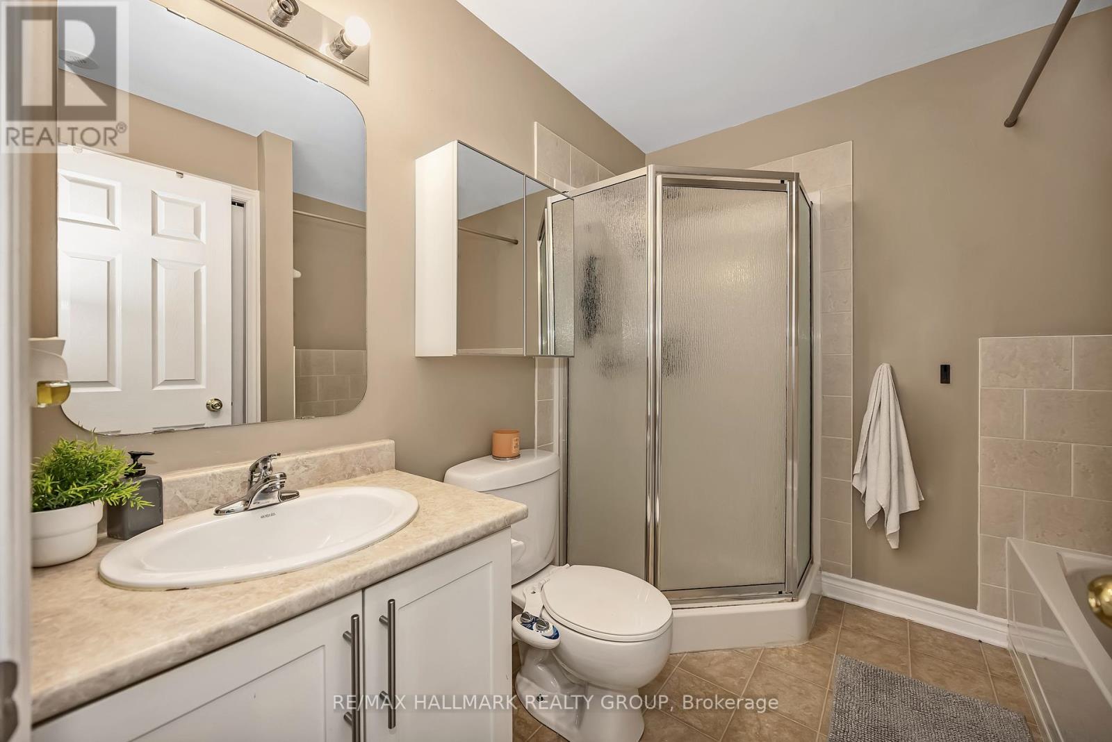 L - 1109 Stittsville Main Street Property Photo 12
