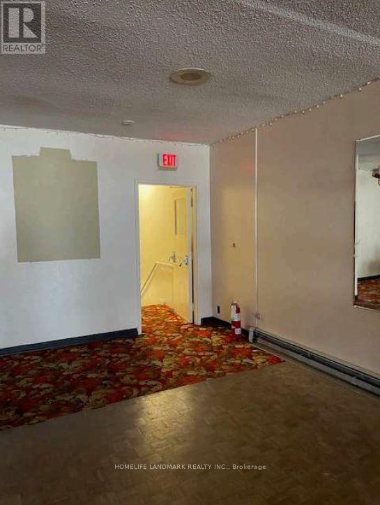 45-49 Dundas Street W Property Photo 11