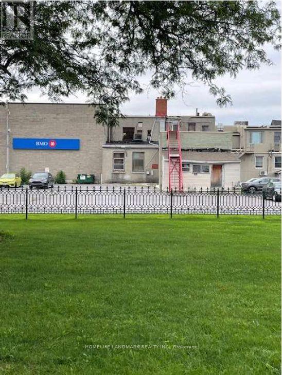 45-49 Dundas Street W Property Photo 14