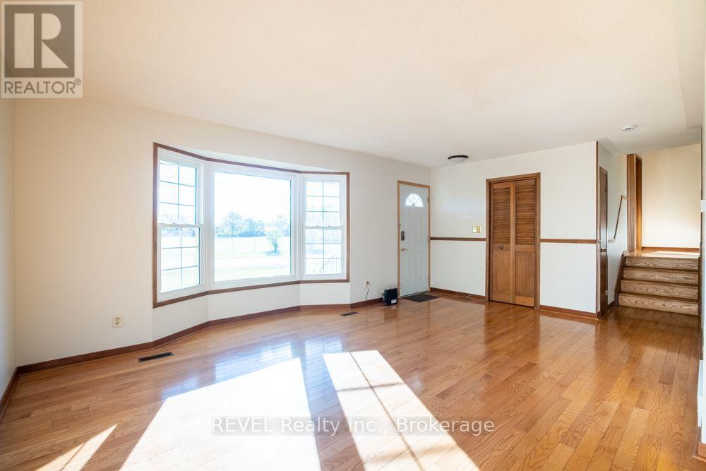 783 Daytona Drive Property Photo 6